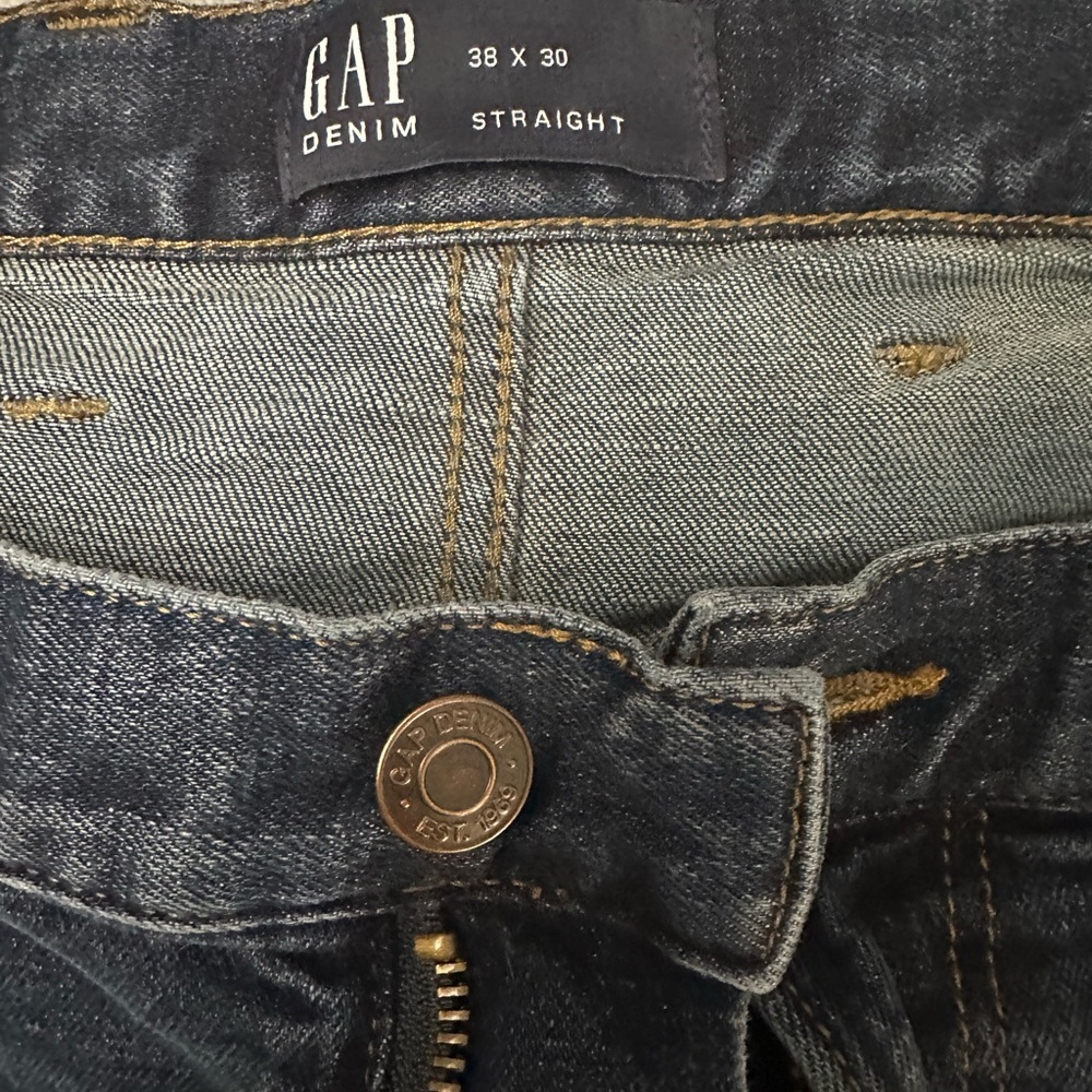 GAP straight leg 38x30